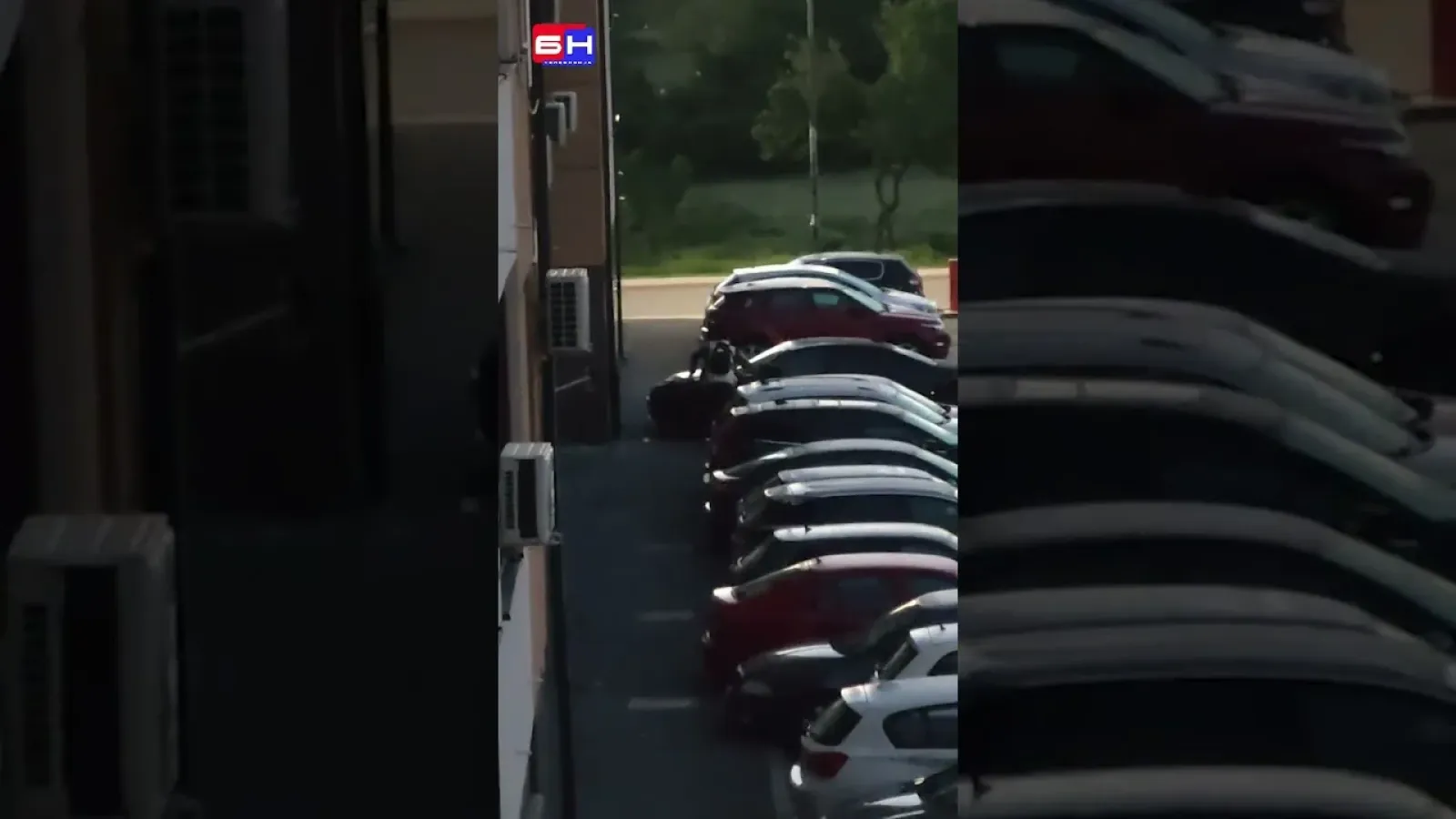 OŠTEĆENI AUTOMOBILI I STANOVI U DOBOJU: Snimak mladića dok lupaju automobile