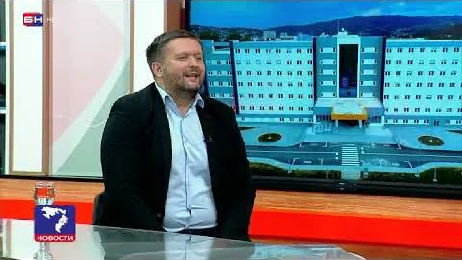 Здравство у страначким бојама, здравствени радници потцијењени, љекара недостаје