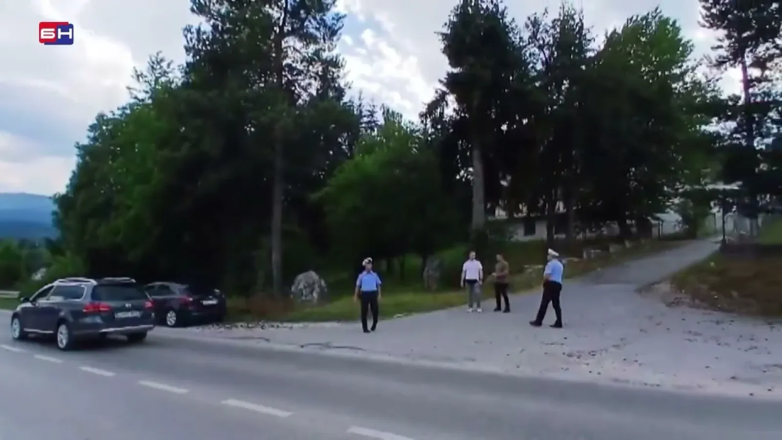 Medijima zabranjen prilaz hotelu gdje se sastaju pretučeni Paljani, Dodik i Kostrešević