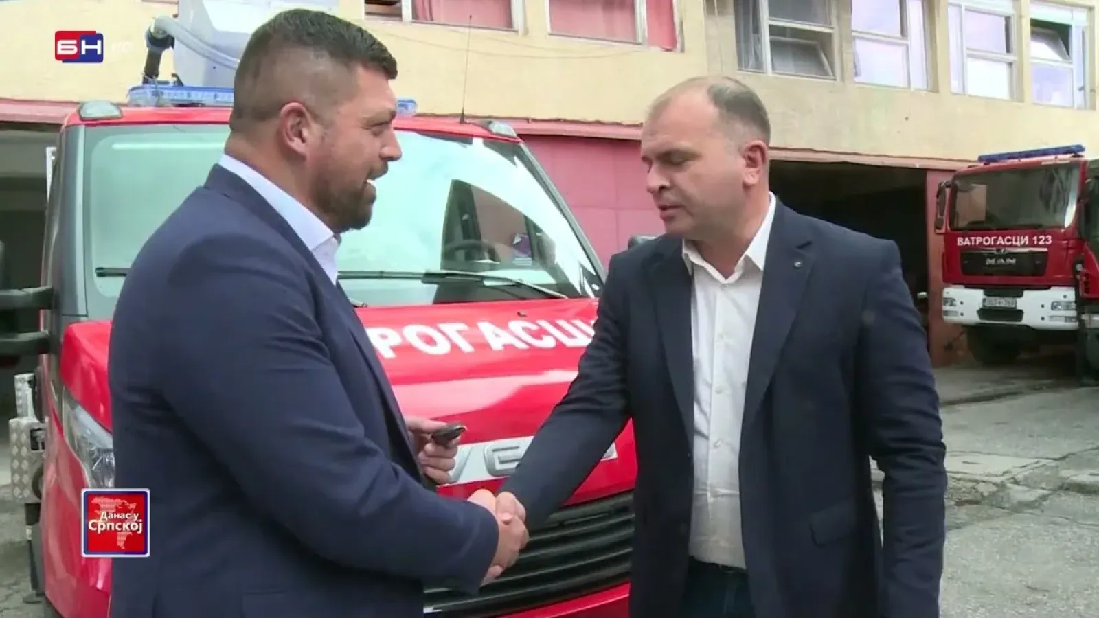 Zvornički vatrogasci od danas imaju novo vozilo sa teleskopskom hidrauličnom platformom