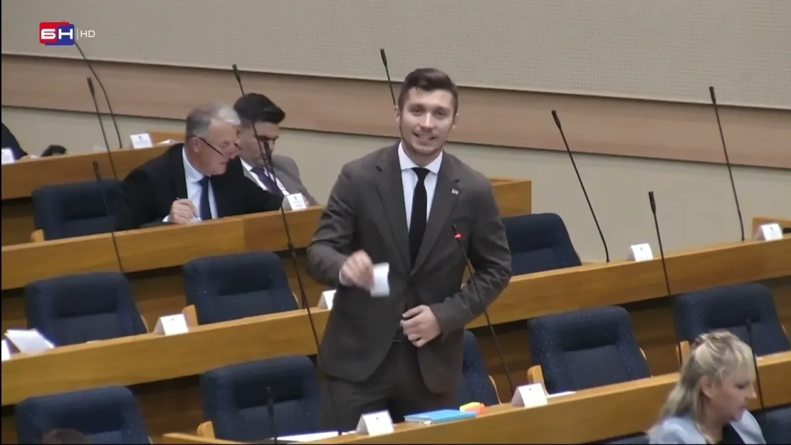 Kresojević: Igrate se sa sudbinom naroda u Republici Srpskoj