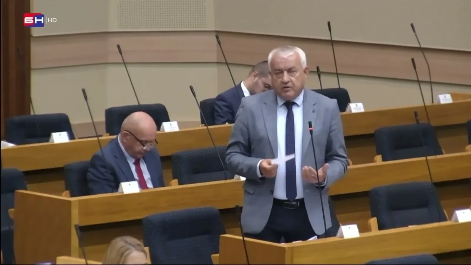 Mihaljica: Mnogi mlade se nalaze u situaciji političkih ucjena kako bi obavili pripravnički staž