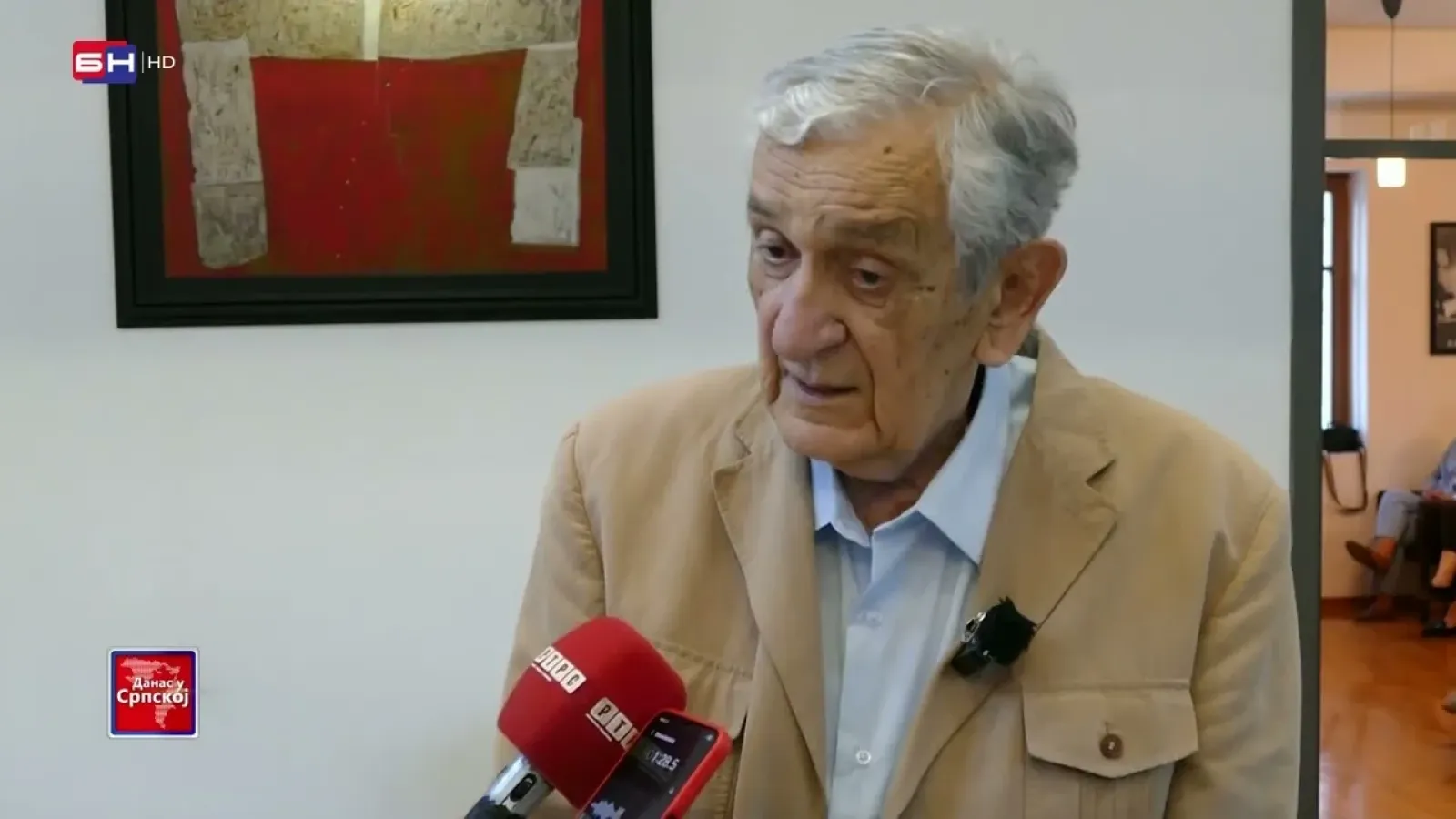Višegrad: Promovisana knjiga Boriše Stojanovića "Priče iz ratne bolnice Glavnog štaba VRS u Sokocu"