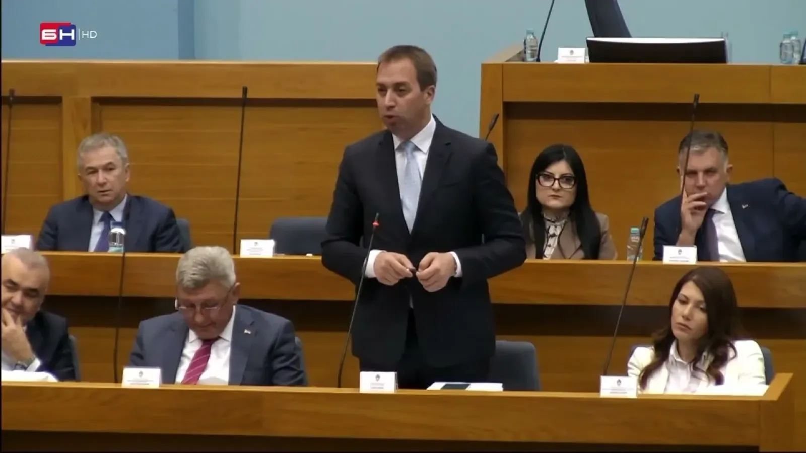Savanović pita Selaka: Zašto se ne izvršava pravosnažna presuda Vrhovnog suda u selu Podnovlje?