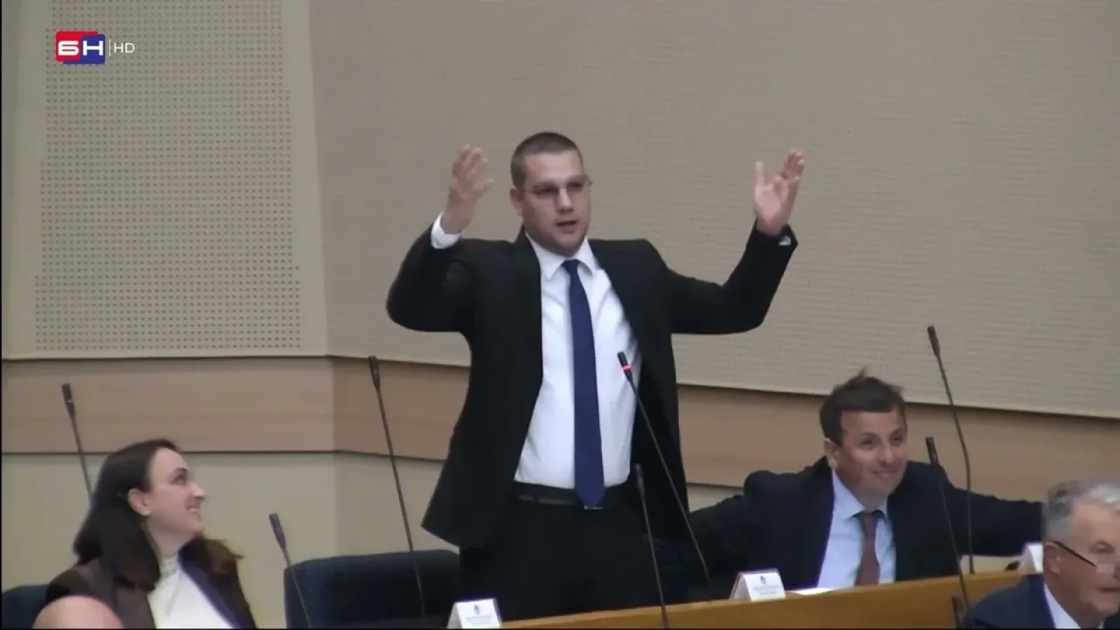 Vučinić: Laloviću kupujete ljude sa 100 KM! Lalović: Što ih i vi ne kupujete?!