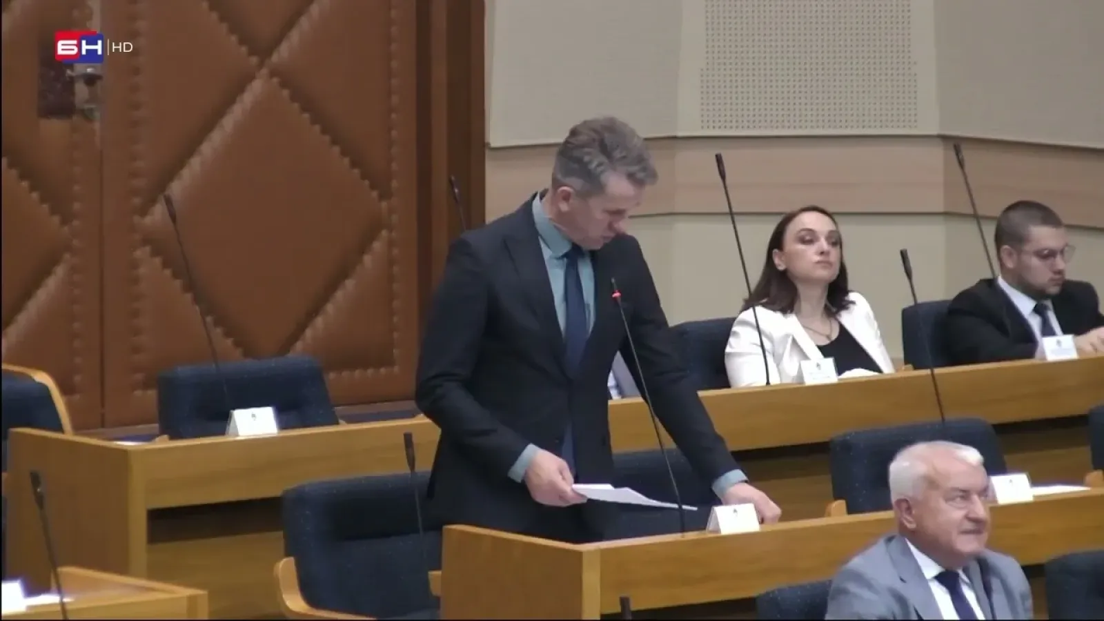 Dubravac: Da li su propisi u Republici Srpskoj za sve isti?!