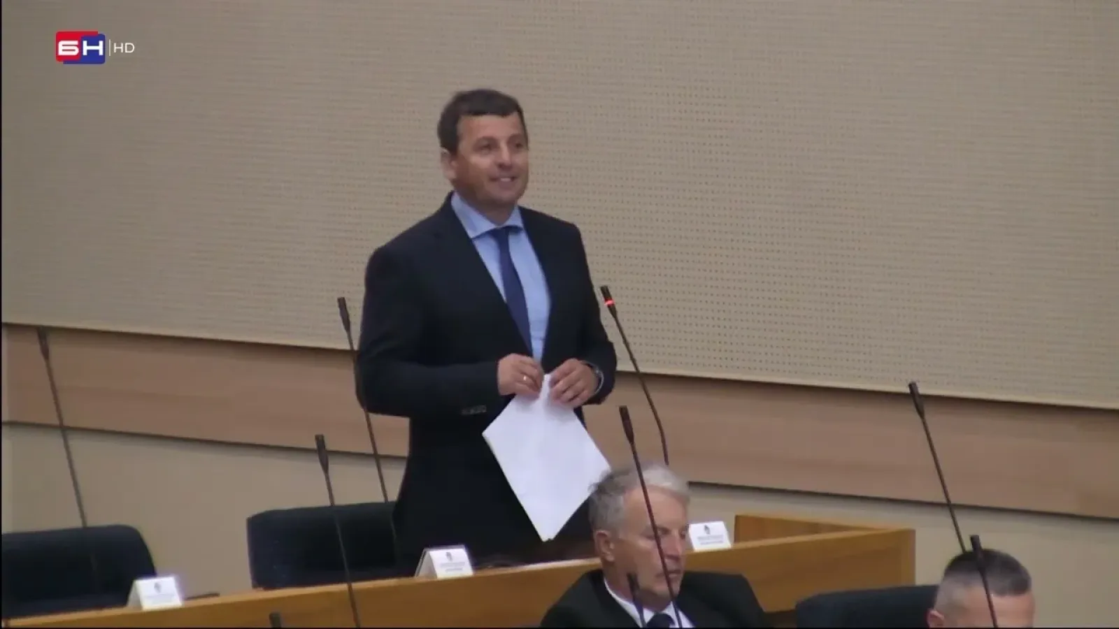 Vukanović: Ulaganjem u obrazovanje povećava se životni standard i kvalitet života
