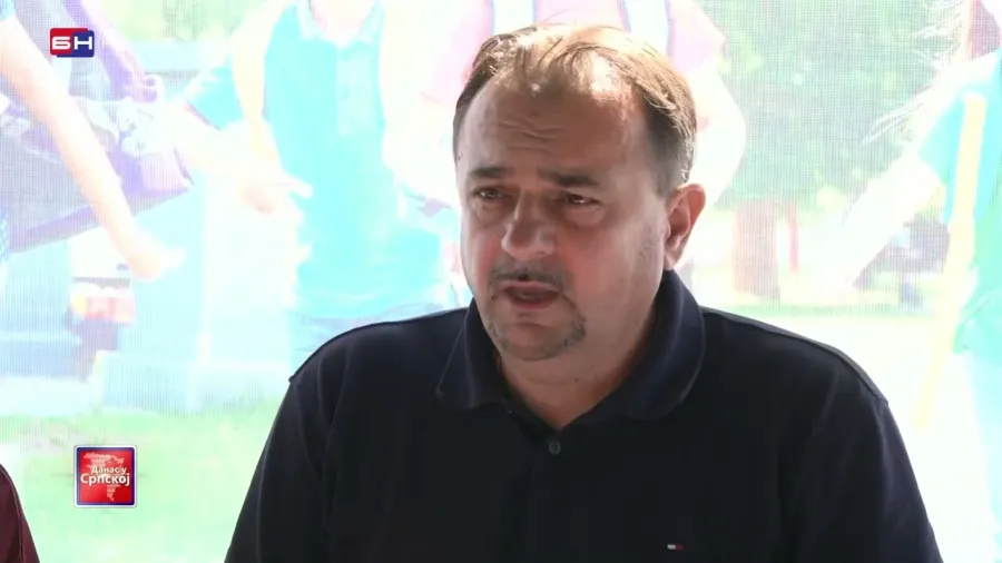 За Удружење породица са четворо и више дјеце поклон од Уније послодаваца