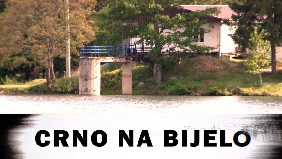 КРАЈ ЈЕЗЕРА, А БЕЗ ВОДЕ: Придворци леже на језеру, а људи живе без капи воде?! Република Српска?!