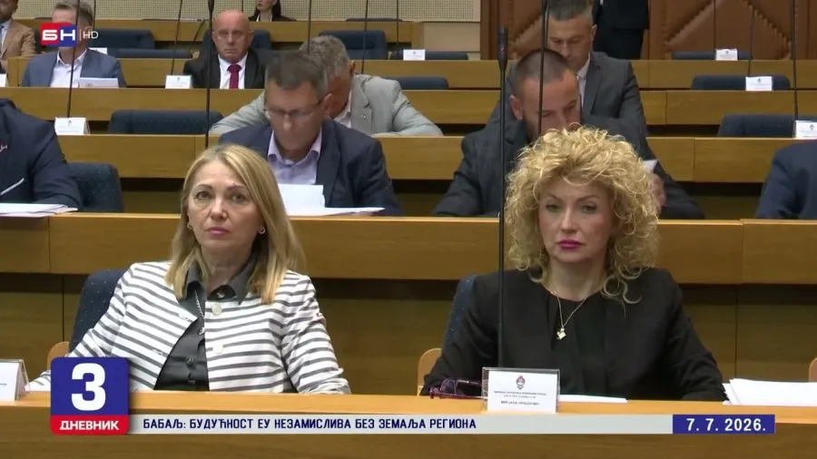 STIŽU PREDIZBORNE PARE! - Zora Vidović najavila povećanje plata budžetskim korisnicima
