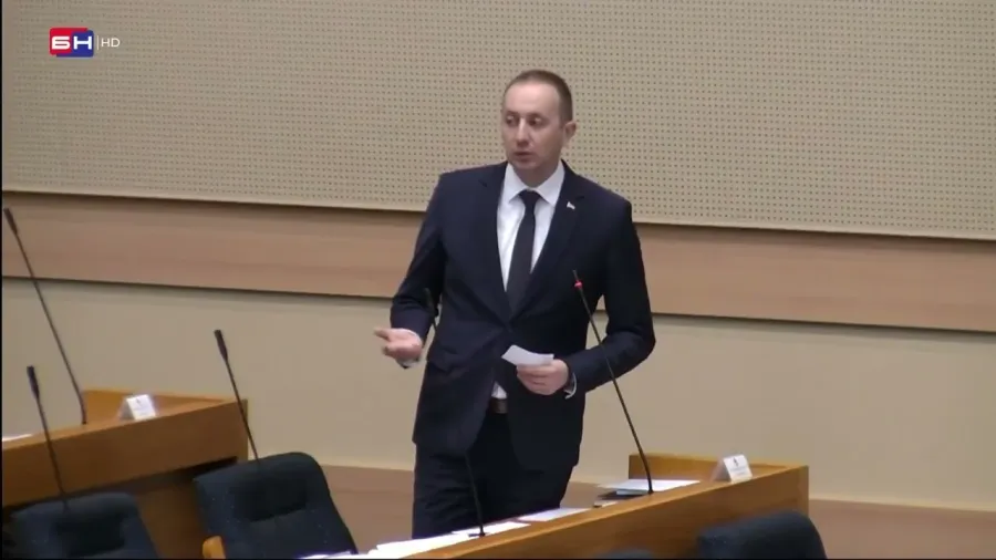 Bodiroga: SNSD povećanjem plata pokušava da animira građane i da  tako kupi izbore!
