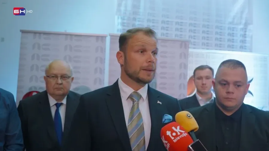 Stanivuković nastavio širenje pokreta u Modriči