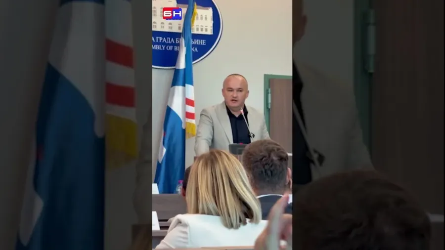 Одборници Скупштине града Бијељина расправљају о приједлогу опозива Самира Баћевца са функције