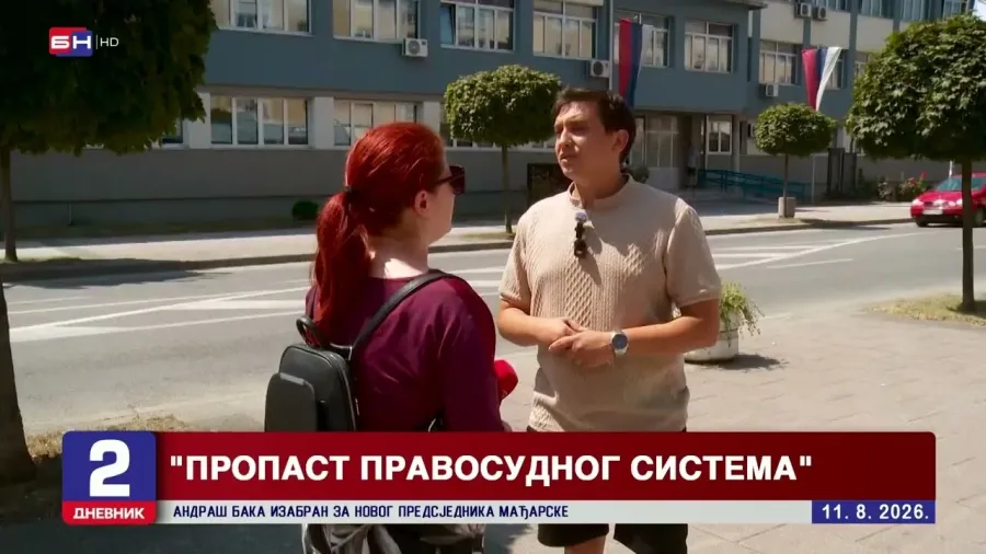 Подновље: Поново постављени билборди са ликовима функционера СНСД-а из Добоја