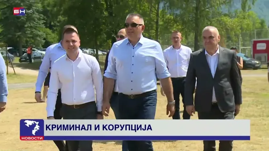 Марковић: Српска срља у задужења, а дугови први пут прешли годишњи буџет