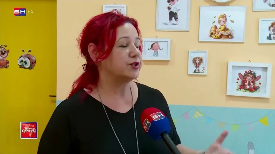 У недостатку слободног времена, родитељи све чешће дјеци у руке дају телефоне и таблете