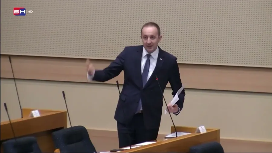Bodiroga: Politika je ušla u zdravstveni sektor, čak i glavne sestre lobiraju za SNSD?!