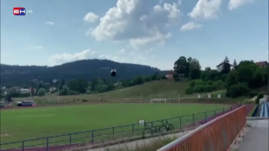 Dodik helikopterom dolazi na Pale na sastanak sa pretučenim mladićima