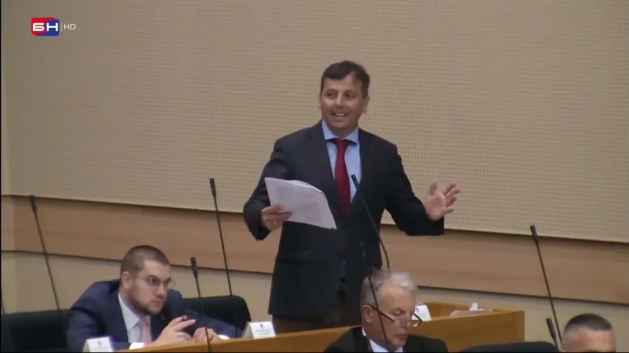Vukanović: Živimo u društvu u kome se pomoć penzionerima i socijalnim kategorijama vaga na kašiku