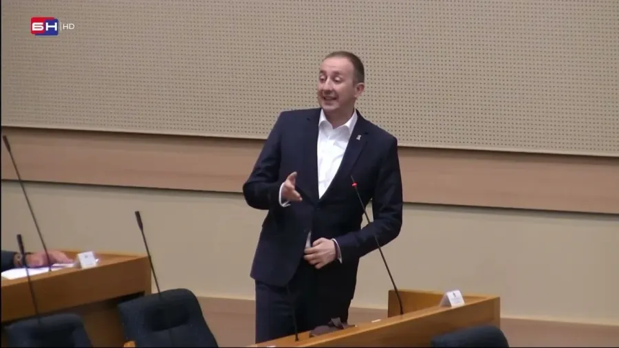 Bodiroga: Dodik istjerao iz kabineta predjsednika Republike Srpske, Nikolu Poplašena?!