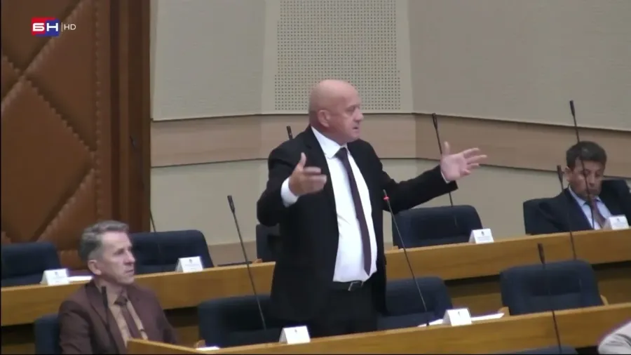 Dončić: Djeca građana grada Gradiške se ne mogu upisati u vrtić ako nisu u SNSD-u!