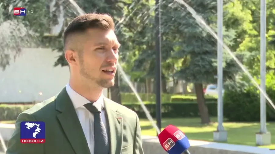 Kresojević: Premijer očigledno nije u kontaktu sa svojim ministrima