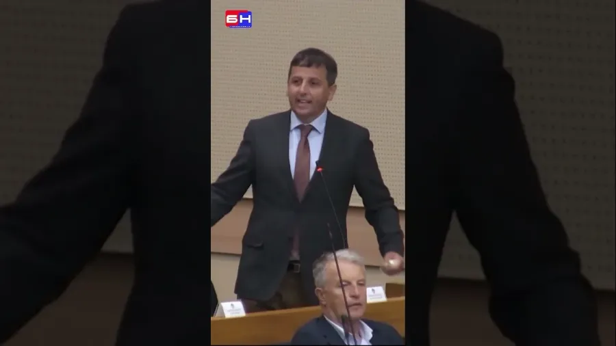 Vukanović: Viši sam deset centimetara od PUTINA