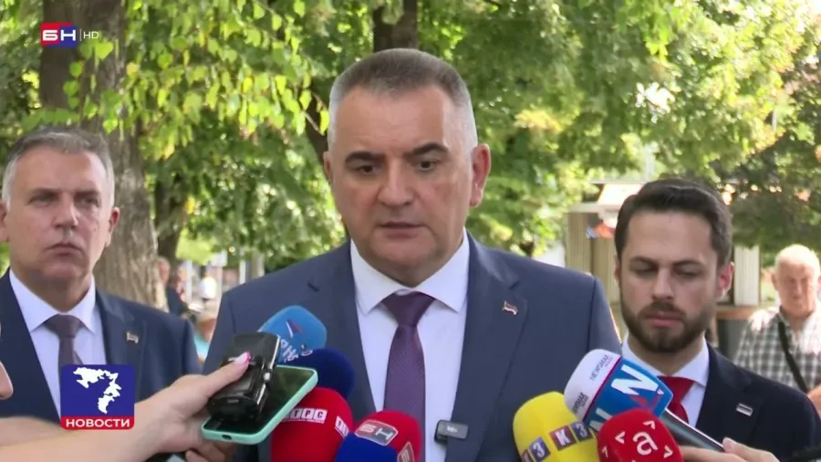 Минић се огласио о скандалу специјалаца МУП-а на Палама и малтретирању амбасадора Србије