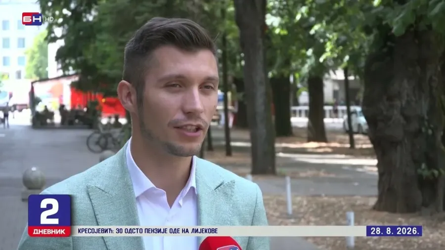 Влада Српске повећањем пензија пред изборе манипулише пензионерима?!