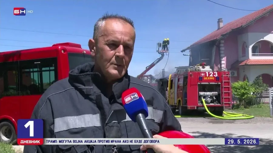 У Бијељини је данас избио велики пожар, изгорио је помоћни објекат са машинама и алатом
